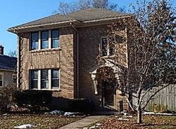 Pre-foreclosure in  17TH ST Rockford, IL 61104
