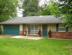Pre-foreclosure Listing in N BRIARWOOD AVE FAYETTEVILLE, AR 72703