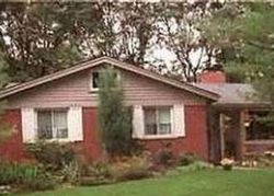 Pre-foreclosure in  BRENTWOOD ST Livonia, MI 48152