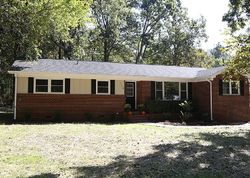 Pre-foreclosure in  CRESTVIEW DR Durham, NC 27712