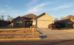 Pre-foreclosure Listing in E 9TH ST RUSSELLVILLE, AR 72802