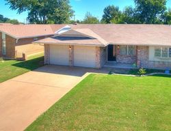 Pre-foreclosure in  KIM DR Oklahoma City, OK 73115