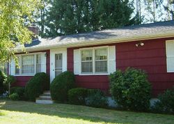 Pre-foreclosure Listing in HUNT RD CHELMSFORD, MA 01824