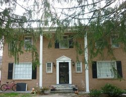 Pre-foreclosure in  OLD COURTHOUSE RD NE Vienna, VA 22180