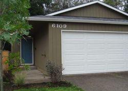 Pre-foreclosure in  SE 90TH AVE Portland, OR 97266