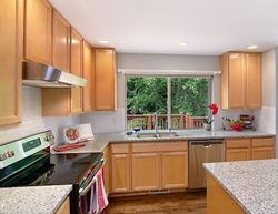 Pre-foreclosure in  CAPSTAN DR NE Bainbridge Island, WA 98110