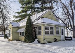 Pre-foreclosure Listing in CRESCENT AVE EAU CLAIRE, WI 54703