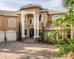 Pre-foreclosure in  N WATERVIEW DR Palm Coast, FL 32137
