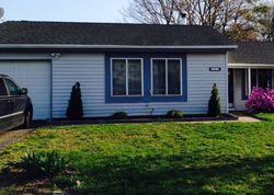 Pre-foreclosure in  BOWLINE ST Barnegat, NJ 08005