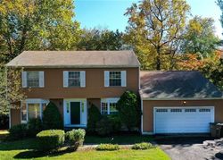  Woods End Rd, Stamford CT