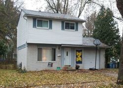 Pre-foreclosure Listing in LARKSHIRE ST FARMINGTON, MI 48336