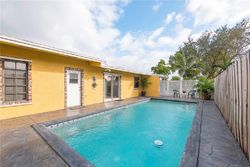 Pre-foreclosure in  SW 39TH ST Fort Lauderdale, FL 33314