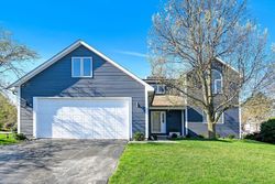  Bonnie Brae Ln, Bolingbrook IL