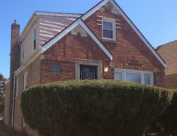 Pre-foreclosure in  S WOLCOTT AVE Chicago, IL 60620