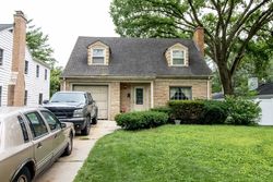 Pre-foreclosure Listing in SUNSET AVE LA GRANGE, IL 60525