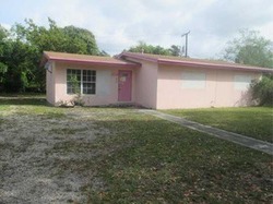Pre-foreclosure in  NW 14TH CT Fort Lauderdale, FL 33311