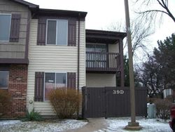 Pre-foreclosure in  FERNWOOD DR Bolingbrook, IL 60440