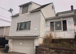 Pre-foreclosure Listing in S WALNUT ST NANTICOKE, PA 18634