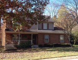 Pre-foreclosure in  HUNTINGTON HILL TRCE Buford, GA 30519