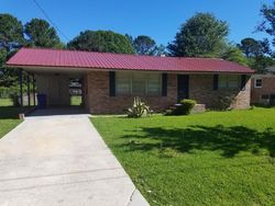 Pre-foreclosure in  N SHERWOOD DR Charleston, SC 29407