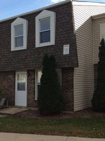 Pre-foreclosure in  SHAMROCK CT Aurora, IL 60505