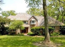 Pre-foreclosure in  OLD OAKS RD Sugar Grove, IL 60554