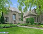  Clubhouse Dr, Saint Charles IL