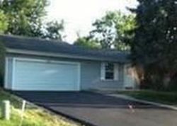Pre-foreclosure in  N JAMES DR Saint Charles, IL 60174