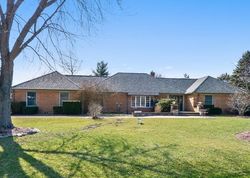  Red Hawk Ct, Saint Charles IL
