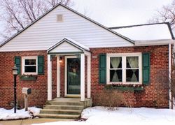 Pre-foreclosure in  KENSINGTON PL Aurora, IL 60506