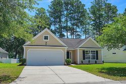 Pre-foreclosure in  GREENBRIAR DR Summerville, SC 29485