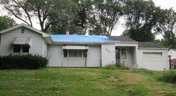 Pre-foreclosure Listing in S SYCAMORE TER CANTON, IL 61520