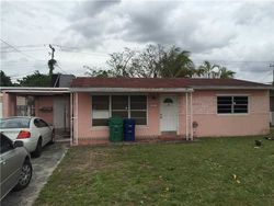 Pre-foreclosure in  SW 26TH CT Hollywood, FL 33023