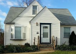  Tonsing Dr, Cleveland OH