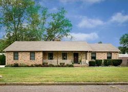 Pre-foreclosure Listing in DEVLIN AVE BURLINGTON, NJ 08016