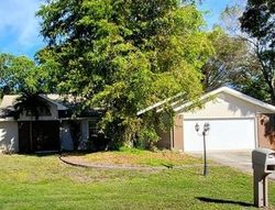 Pre-foreclosure in  AQUA COVE LN North Fort Myers, FL 33903