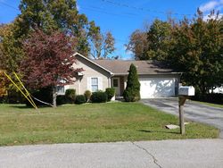 Pre-foreclosure Listing in MARYMONT DR CROSSVILLE, TN 38555