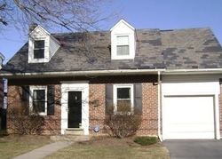 Pre-foreclosure Listing in S MUHLENBERG ST ALLENTOWN, PA 18104