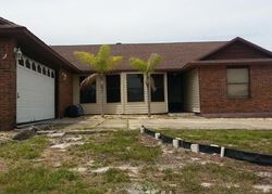 Pre-foreclosure in  BAILEY AVE Deltona, FL 32725