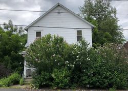 Pre-foreclosure Listing in MEYERS ST DURYEA, PA 18642