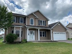 Pre-foreclosure in  BOLTON TRL North Chili, NY 14514