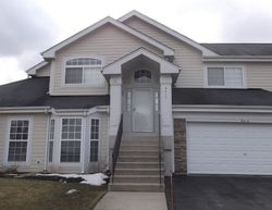 Pre-foreclosure Listing in GEORGETOWN LN CRYSTAL LAKE, IL 60014