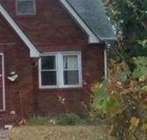 Pre-foreclosure in  MAIN ST Alton, IL 62002
