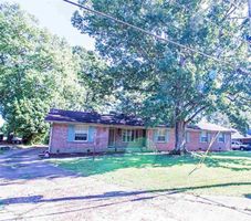  Edenwood Dr, Jackson TN