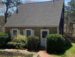 Pre-foreclosure Listing in EMERALD LN MARSTONS MILLS, MA 02648