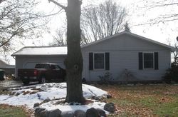 Pre-foreclosure in  W HARRIS ST Charlotte, MI 48813