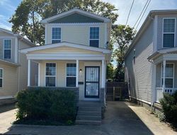 Pre-foreclosure in  FINZER ST Louisville, KY 40203