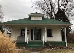 Pre-foreclosure in  JUDSON AVE Alton, IL 62002