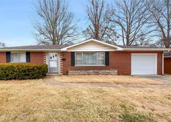  Englewood Dr, Belleville IL