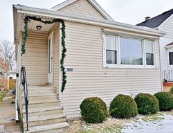 Pre-foreclosure in  S 76TH AVE Summit Argo, IL 60501